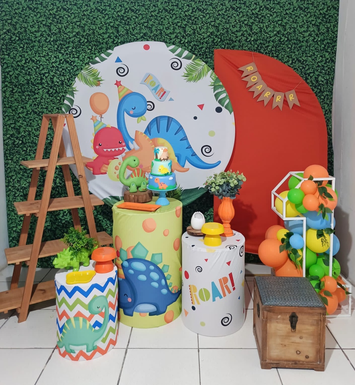 Composição Dino Baby 2 - CamaleãoLocaçoes