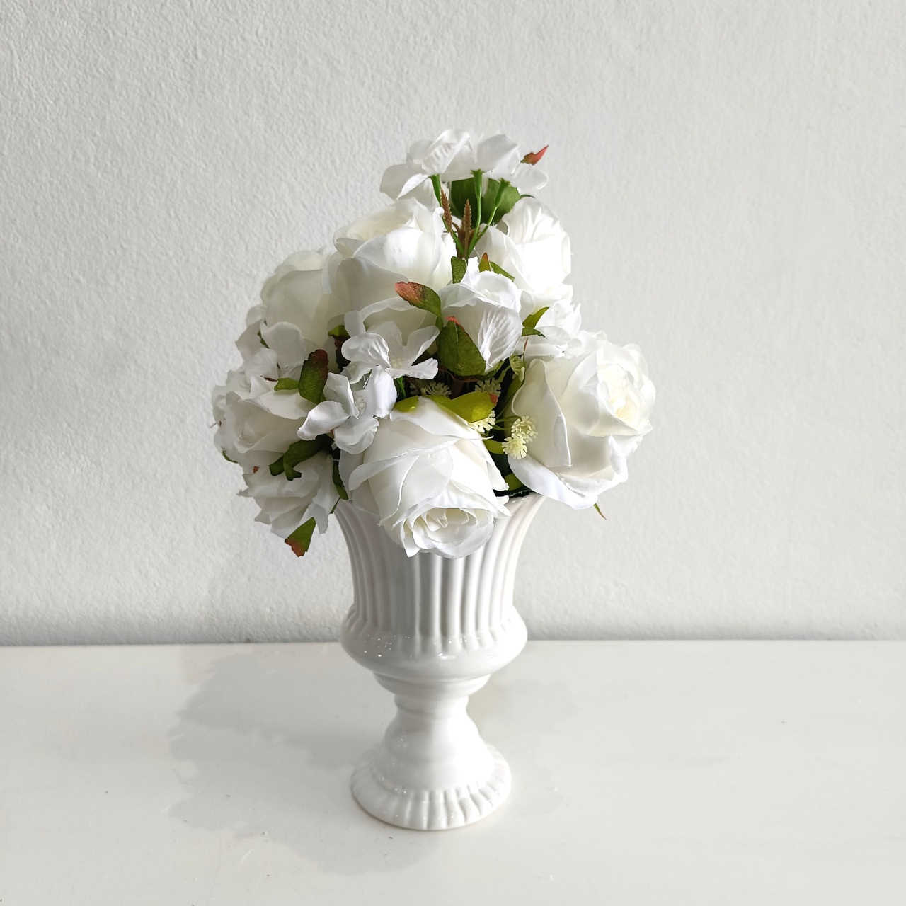 Buquê Flor Artificial M Branco - Vanessalocações