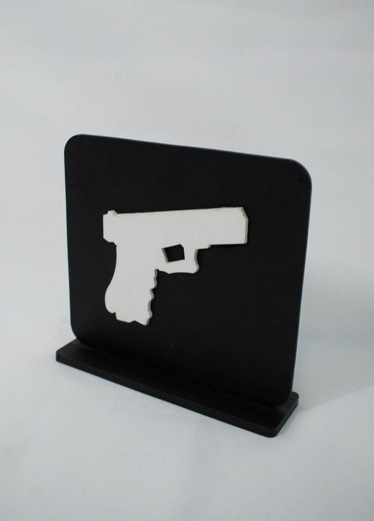 Display  Mdf Quadrado Pistola - Vanessalocações