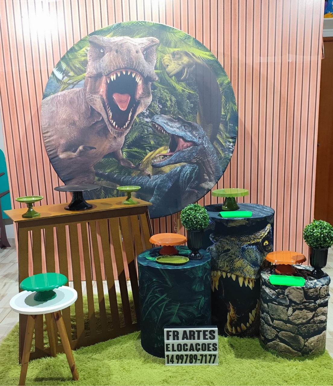 Dinossauro - Ouro - FR artes