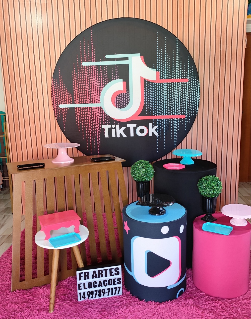 Tiktok -  Ouro - FR artes