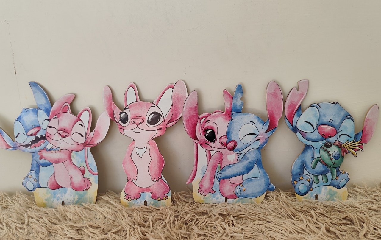 Display de Mesa Stitch E Angel  - FR artes