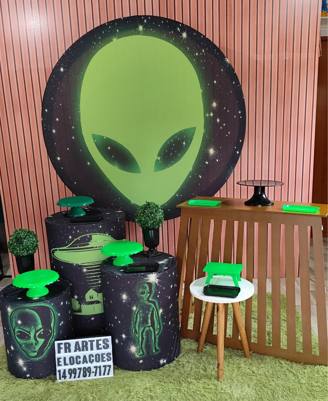 Alienígena - Ouro - FR artes