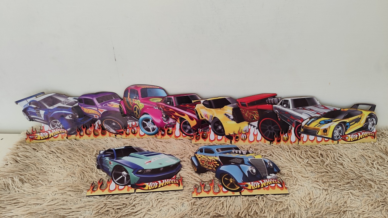 Display de Mesa Hotwheels  - FR artes