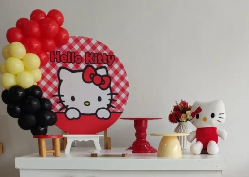 Hello Kitty Vermelha Sem Mesa - Minifestaliv 