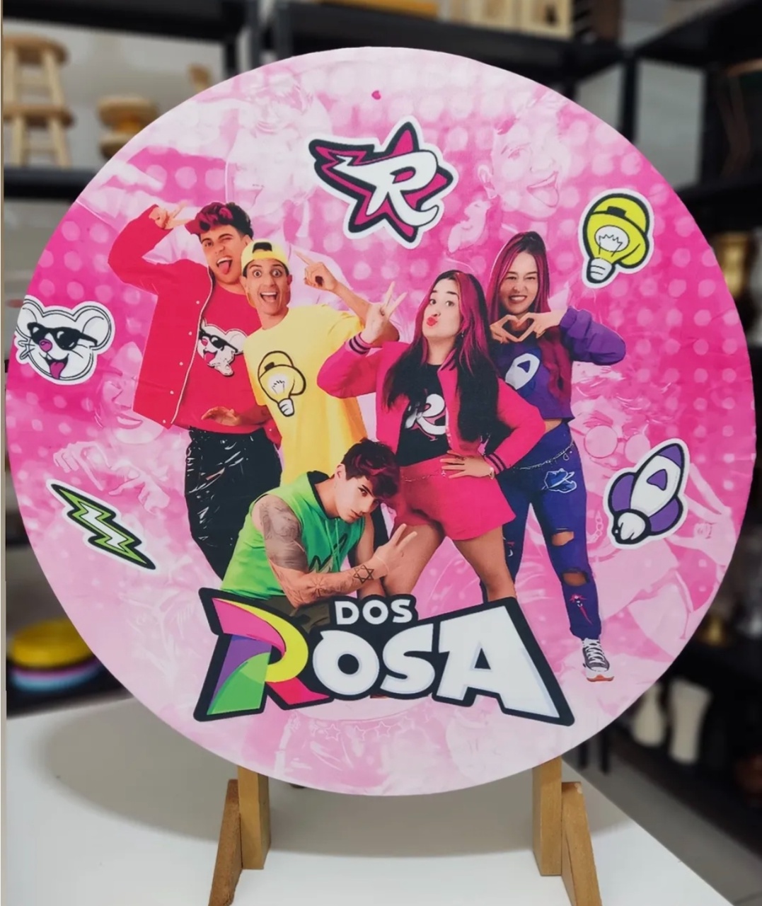 Emilly Vick Grupo Rosas  - Minifestaliv 