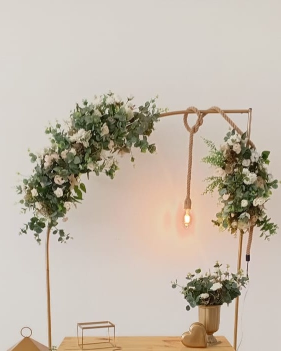 Painel Meio Oval Com Floral - Estela Edilaine Pegue e monte 