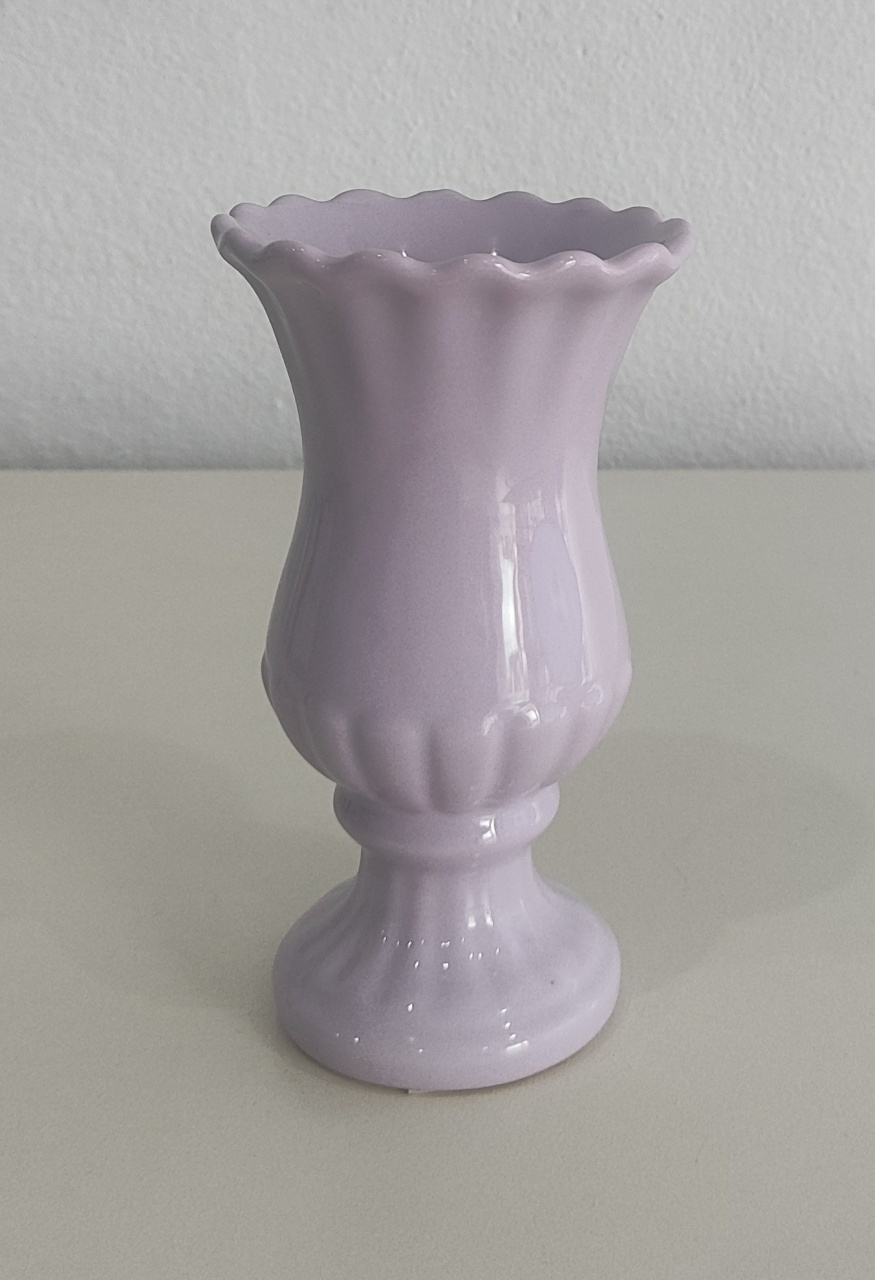 Vaso Mini Lilás  - Wanusa Nunes Andrade