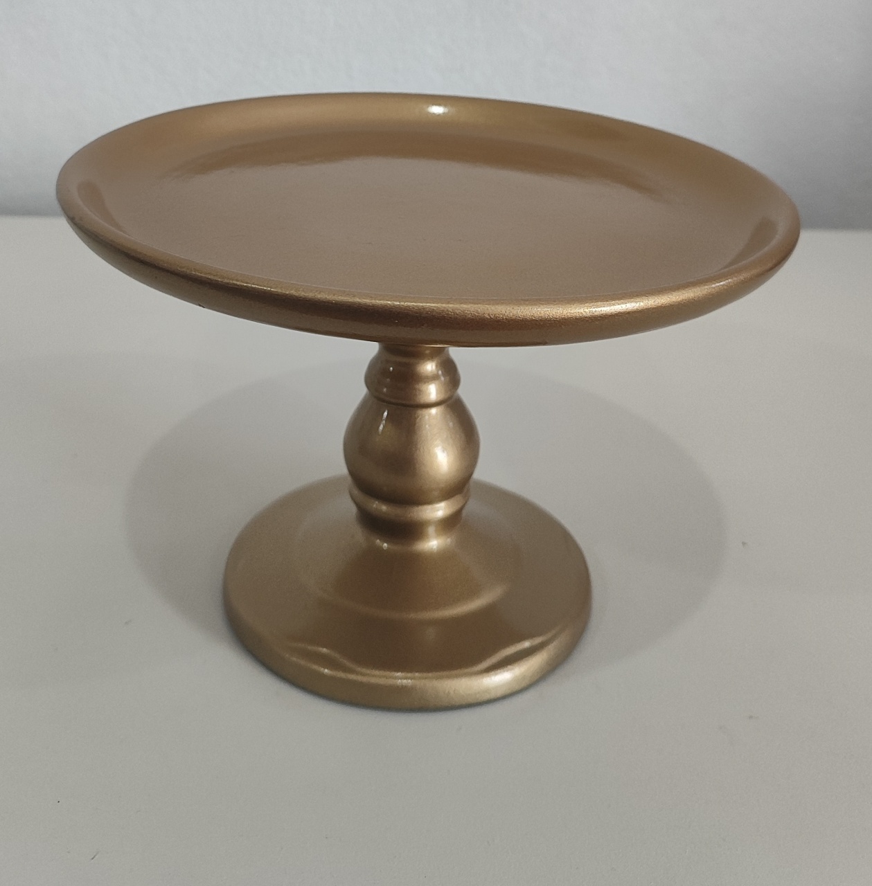 Boleira Alta Dourada 24×14Cm - Wanusa Nunes Andrade