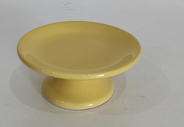 Suporte Para Doce Lisa Baixa Amarelo  - Wanusa Nunes Andrade