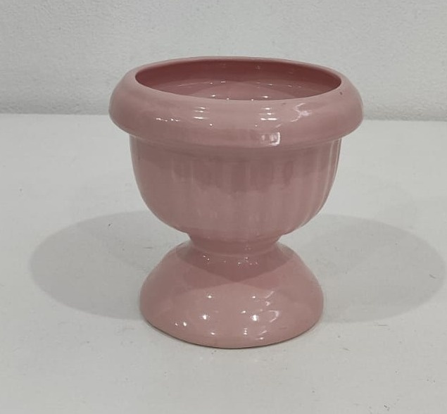 Vaso Taça Baixo Rosa - Wanusa Nunes Andrade