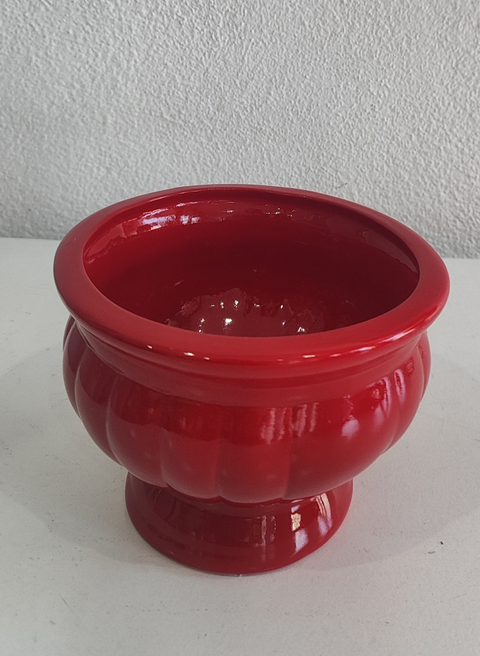 Vaso Taça Baixo Vermelho  - Wanusa Nunes Andrade