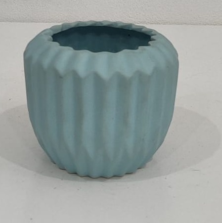 Vaso Baixo Canelado Azul - Wanusa Nunes Andrade