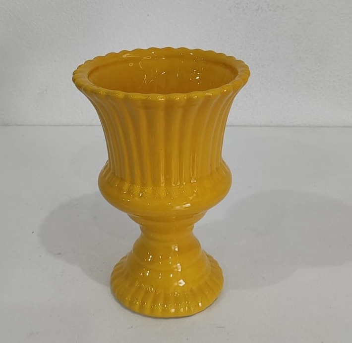 Vaso Charme M Amarelo - Wanusa Nunes Andrade