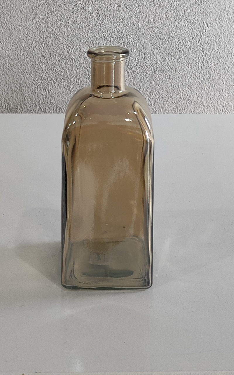 Garrafa Bronze - Wanusa Nunes Andrade