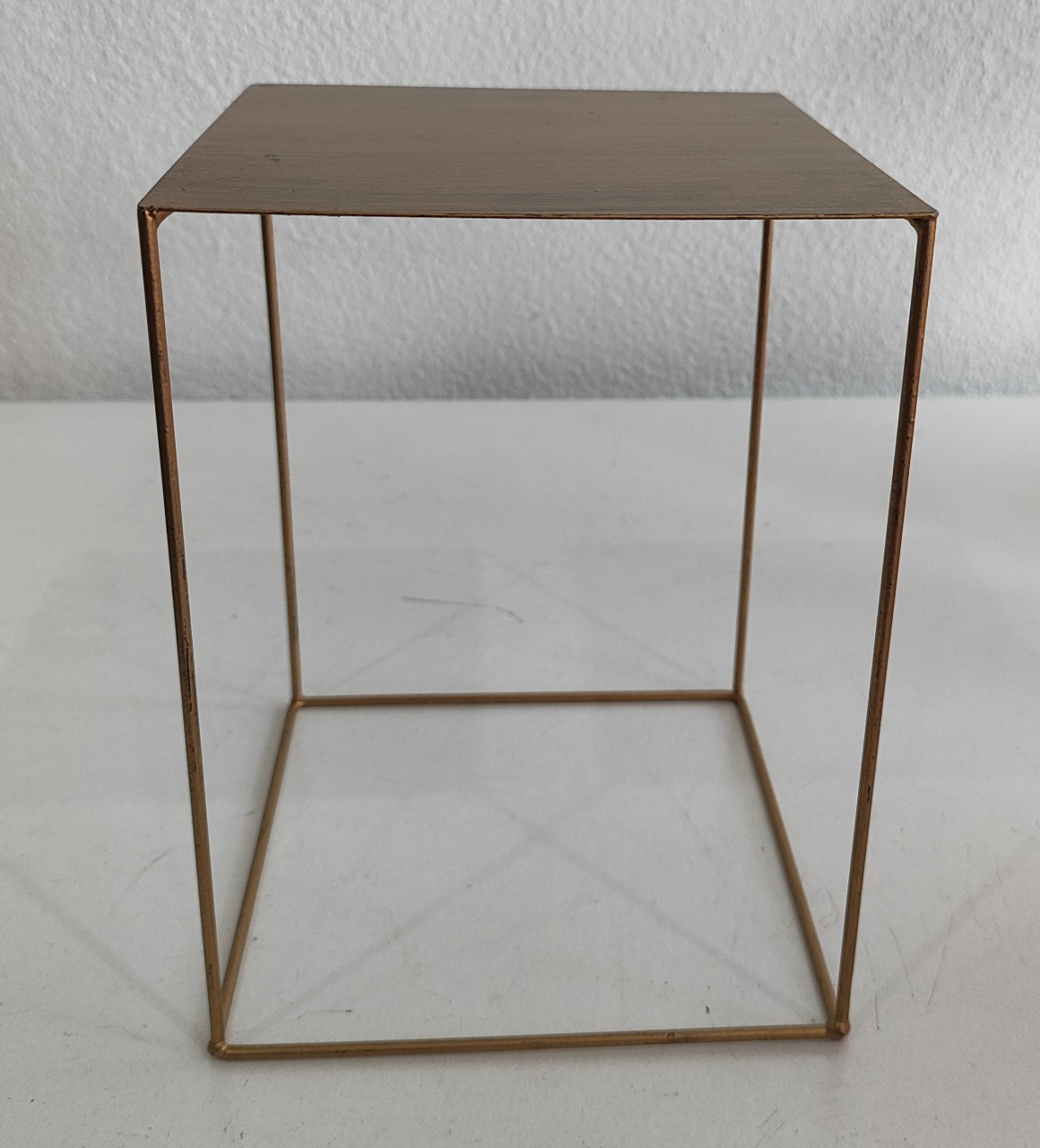 Suporte Para Doce Alta Quadrado Dourado  - Wanusa Nunes Andrade