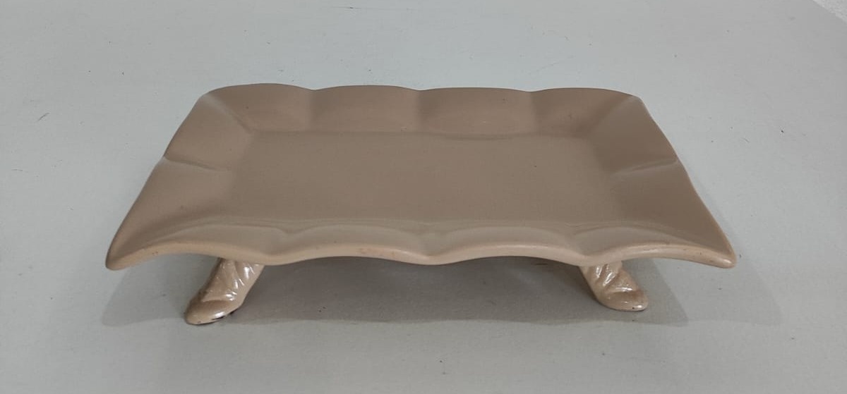 Bandeja Retangular Bege Com Pé 15X24Cm - Wanusa Nunes Andrade