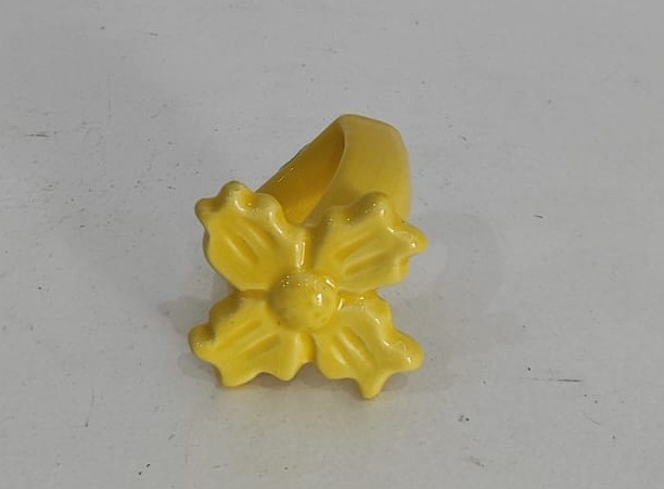 Suporte Guardanapo Flor Amarelo - Wanusa Nunes Andrade