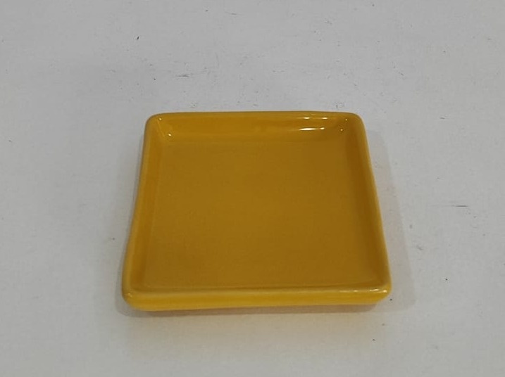 Suporte Para Doce Quadrado Amarelo 11X11Cm - Wanusa Nunes Andrade