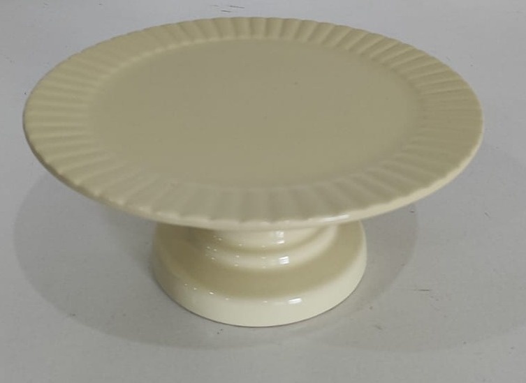 Suporte Para Doce Amarelo Claro - Wanusa Nunes Andrade
