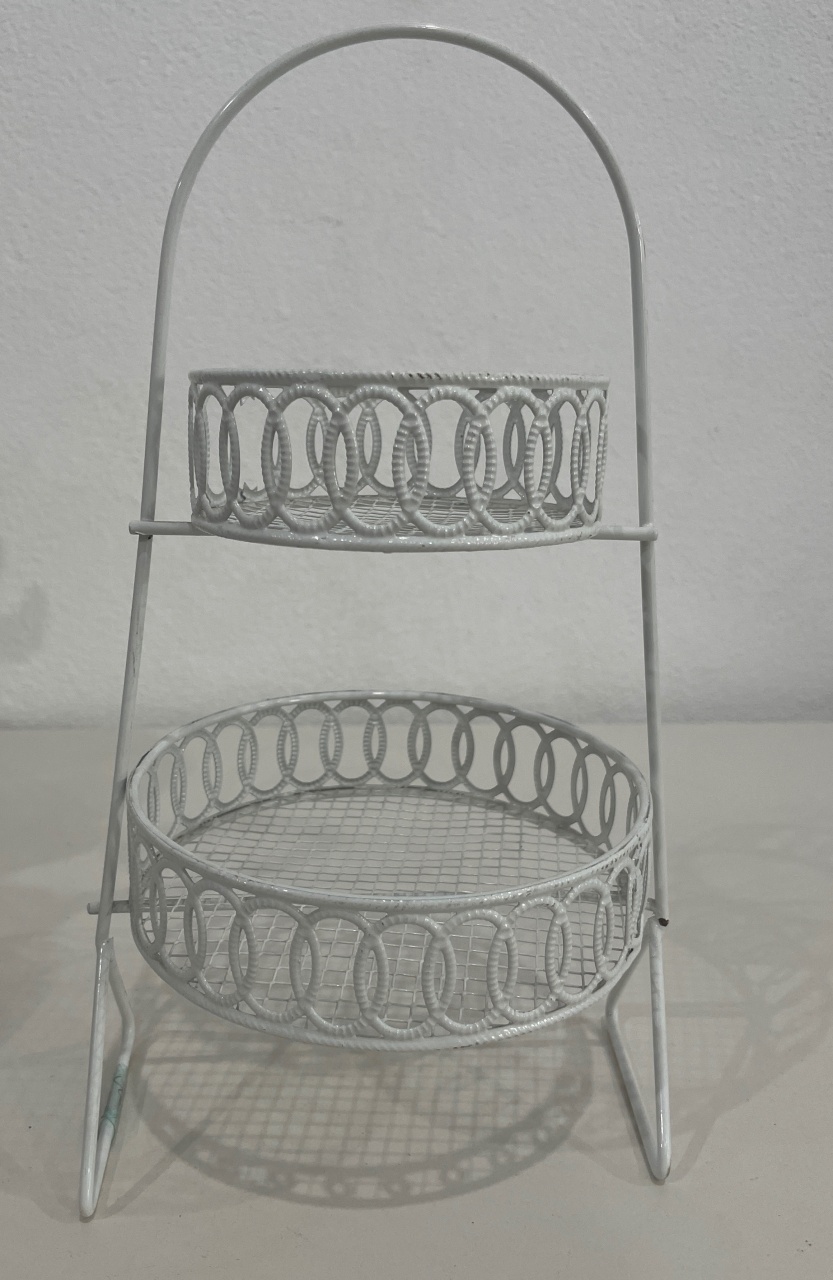 Suporte Para Doces Branco Ferro  - Wanusa Nunes Andrade