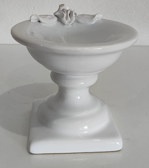 Suporte Para Doces Branco Flor - Wanusa Nunes Andrade