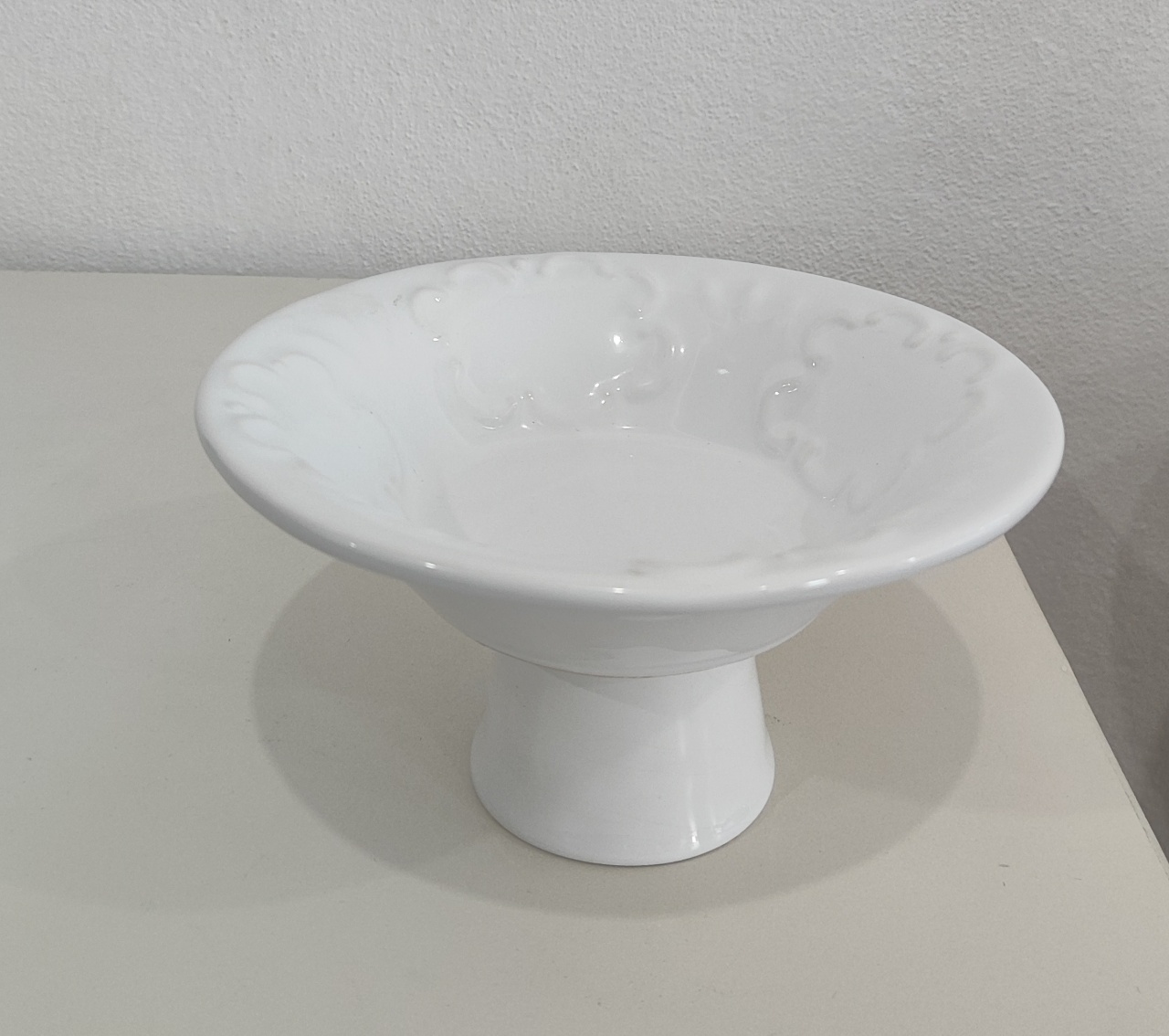 Suporte Para Doce M Branco - Wanusa Nunes Andrade