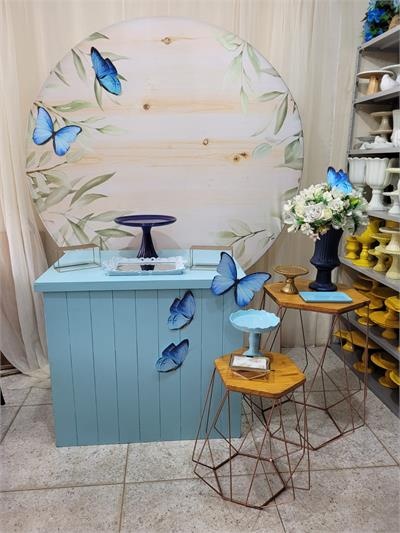 Kit Painel Redondo Borboleta Azul, Mesa Azul Com 2 Mesas Hexagonal - Nanda Pegue e Monte