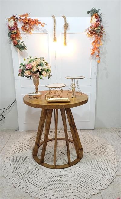 Casamento Ou Feminino - Kit Painel Bonserie Com Mesa Cone E Tapete de Linha - Nanda Pegue e Monte