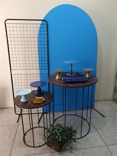 Kit Com 2 Painéis de Fundo E 2 Mesas de Ferro Preto - Nanda Pegue e Monte