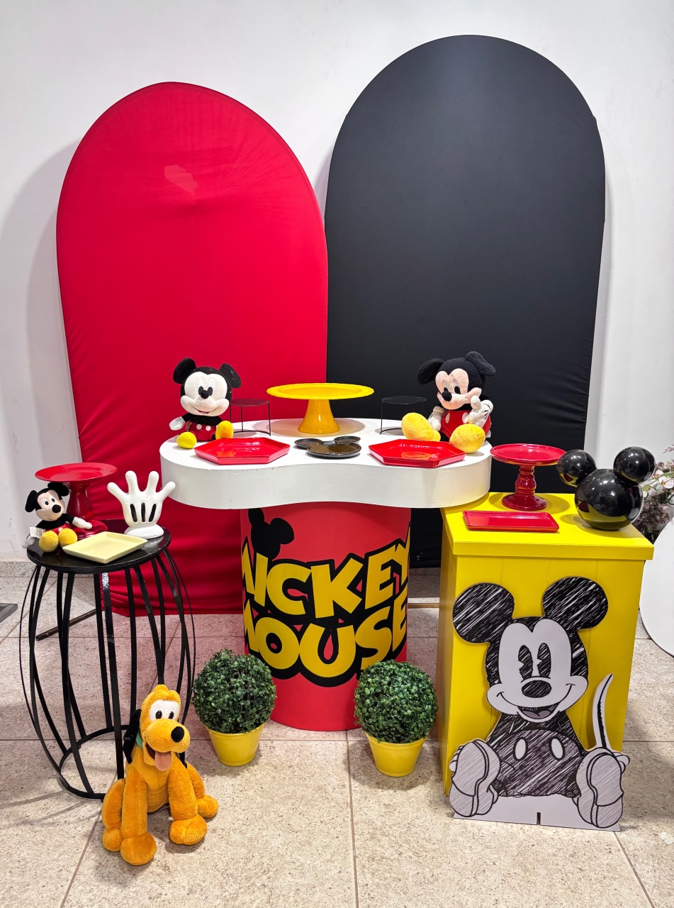 Kit Mickey Com 2 Paineis Romanos Mesa Organica  - Nanda Pegue e Monte