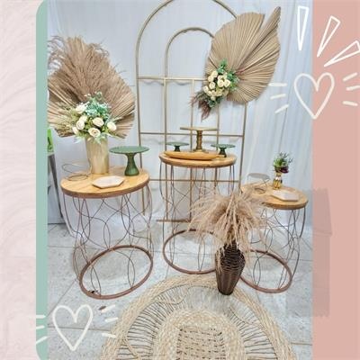 Kit Casamento E Feminino- Boho Trio de Mesas Cilindros Rose Com Romano - Verde Fosco Com Dourado - Nanda Pegue e Monte