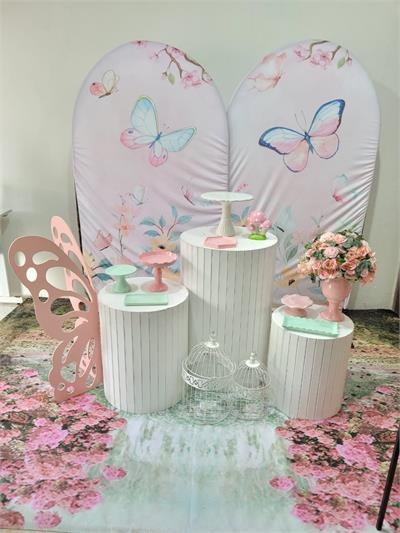 Kit Com Trio  de Mesa Branca Ripado Com 2 Paineis Romanos  Kit Jardim - Nanda Pegue e Monte