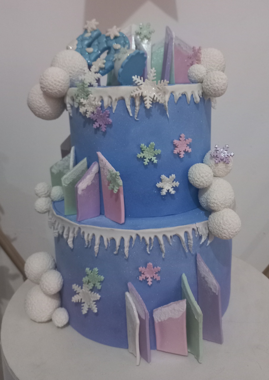 Bolo Frozen ❄️ - FESTAFACILPEGUEMONTECG