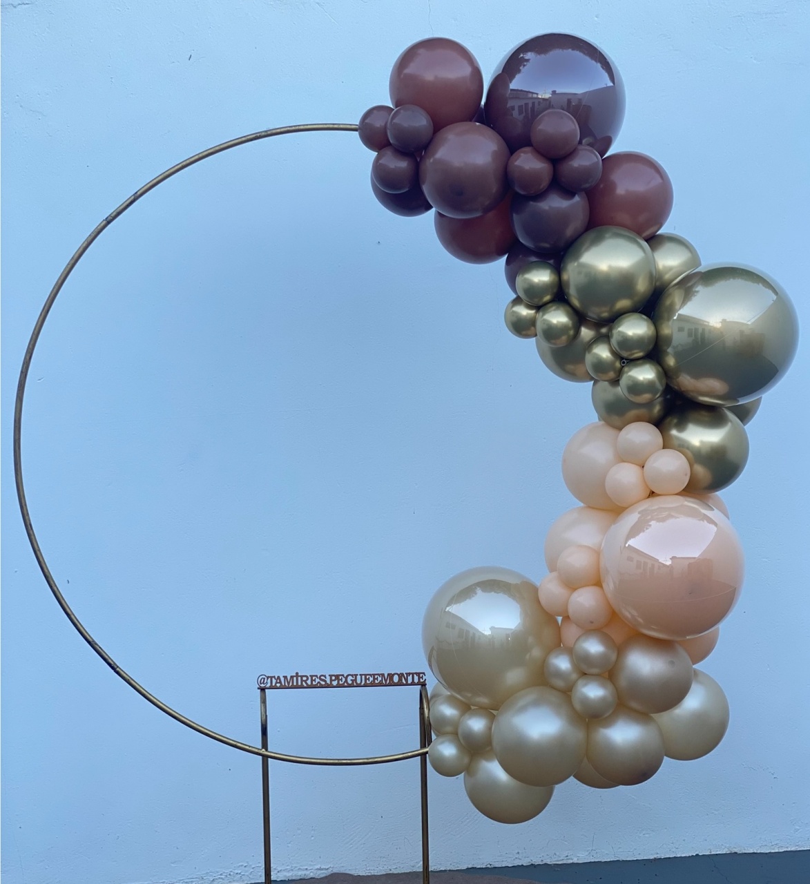 Arco de Balão Em Blocos- (Marrom, Dourado, Bege E Ouro Pérola) - tamirespegueemonte