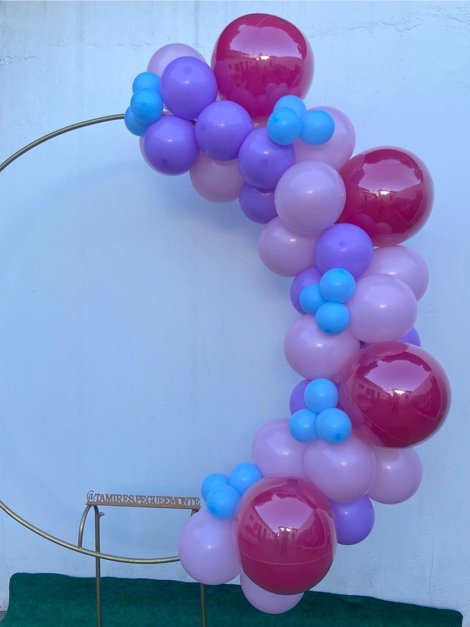 Arco de Balão Orgânico-16 Rosa Pink ,9 Rosa Baby,8 Lilás, 5 Azul Claro-Casa Mágica da Gabi  - tamirespegueemonte