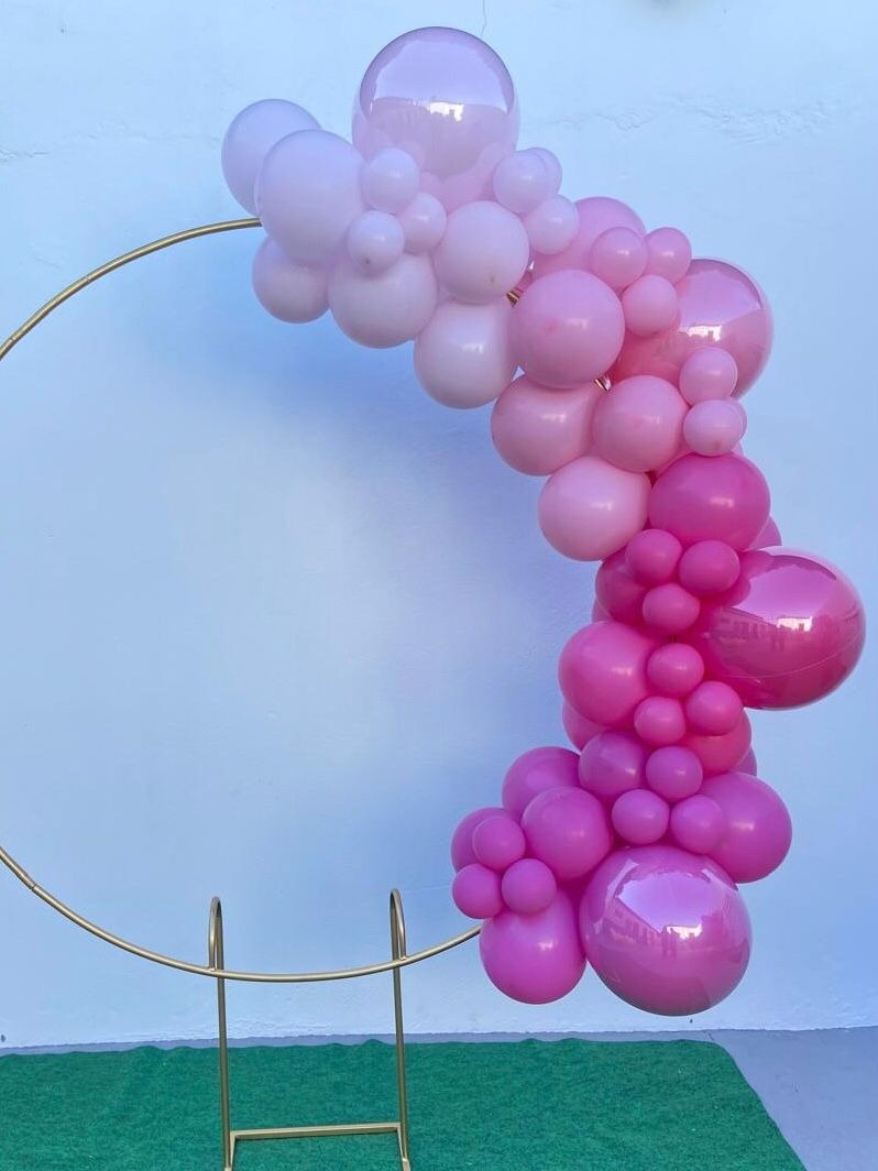 Arco de Baloes (Rosa Candy, Rosa Baby, Rosa Forte E Lilas Orquidea) Stitch E Angel - tamirespegueemonte