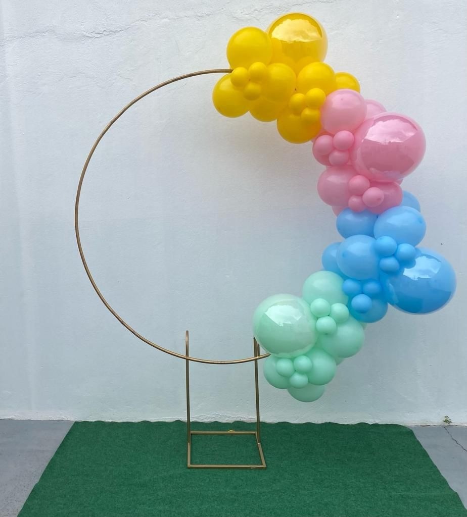 Arco de Balões Em Blocos- (Amarelo, Rosa Baby, Azul Claro E Verde Candy) Arco Iris - tamirespegueemonte