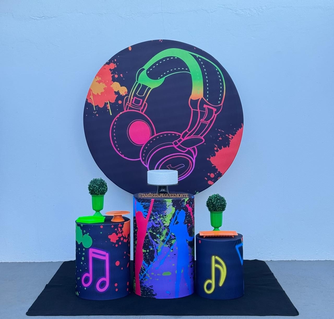 Neon - 2 Kit 1 - tamirespegueemonte