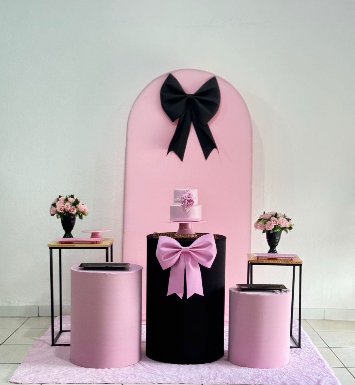 Romano Rosa  E Preto Rosa Laço Kit 2 - tamirespegueemonte