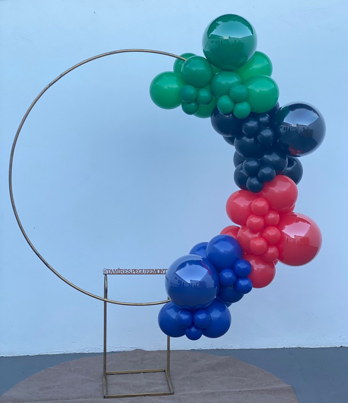 Arco de Balões Em Blocos (Verde, Preto, Vermelho E Azul) Pj Masks - tamirespegueemonte