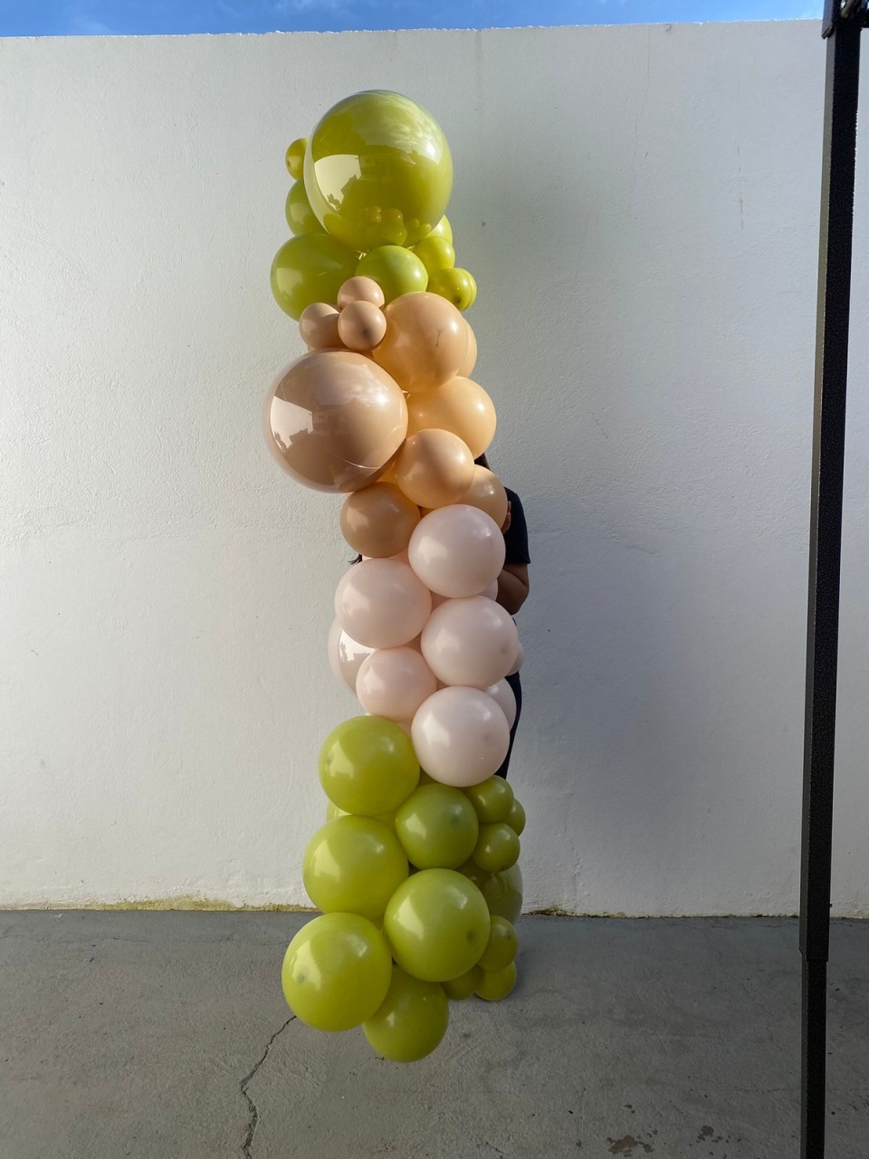 Arco de Balões Em Blocos (Verde Oliva, Mocaccino, Nude E Verde Oliva) Spirit - tamirespegueemonte