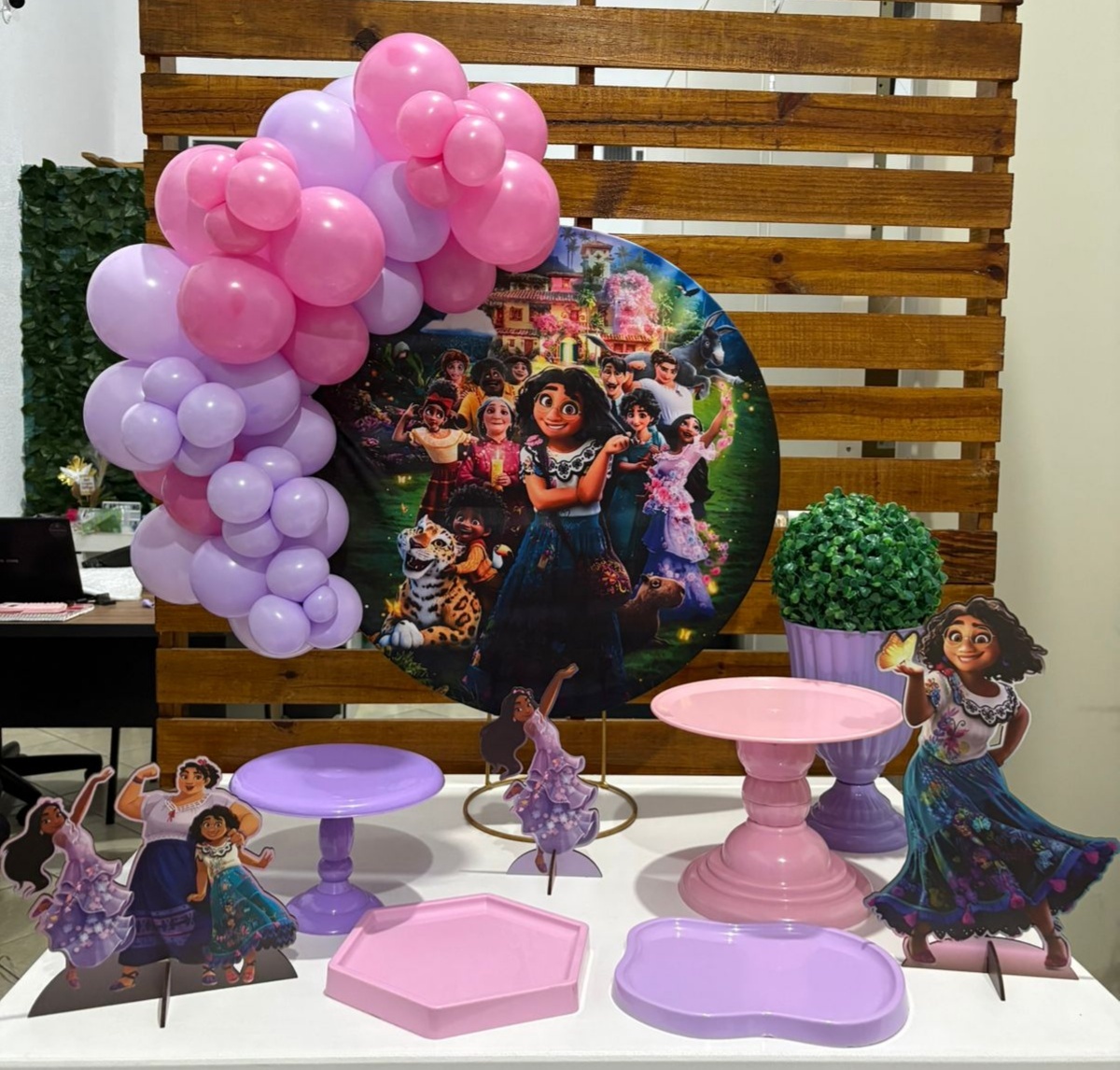 Festa Na Mesa Encanto  - Cantinho da Alegria KC