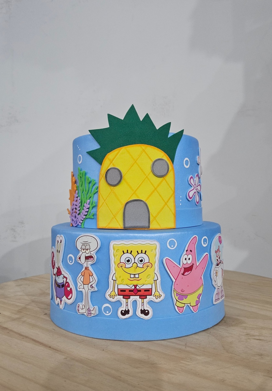 Bolo 2 Camadas Azul Tema Bob Esponja  - feste_se_peguemonte