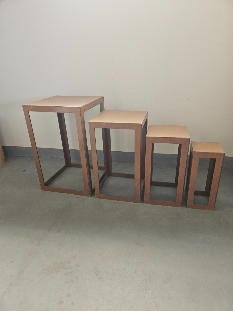 Quarteto Mesa Cubo Rústica (4 Peças) - feste_se_peguemonte
