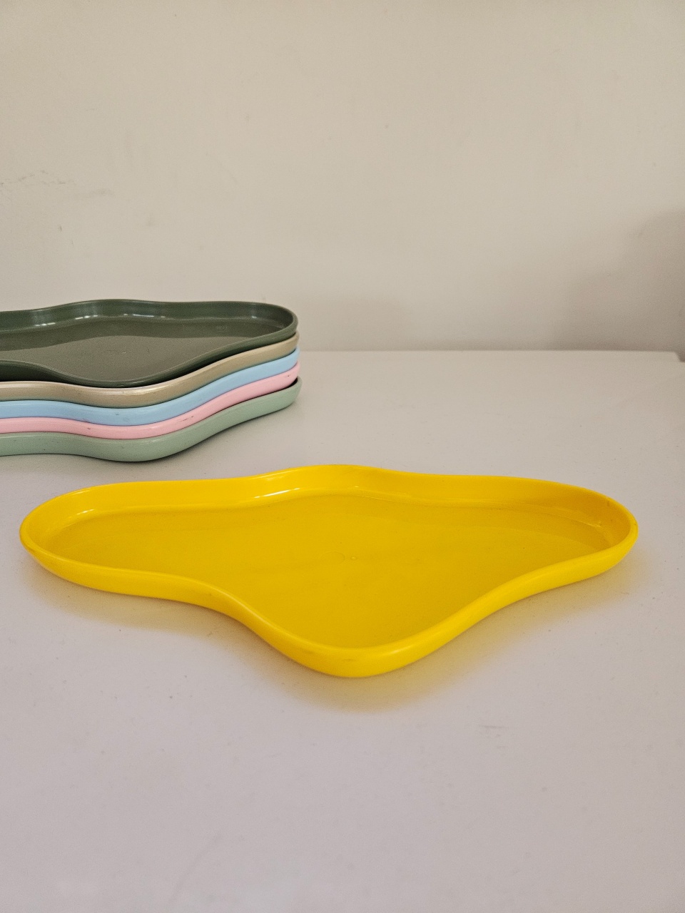 Bandeja Orgânica 250 (Comprido) Amarelo - feste_se_peguemonte