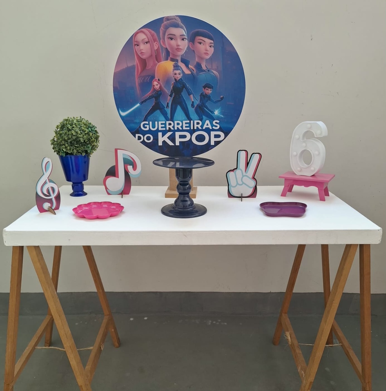 Mini Kit Básico Guerreiras Do Kpop - feste_se_peguemonte