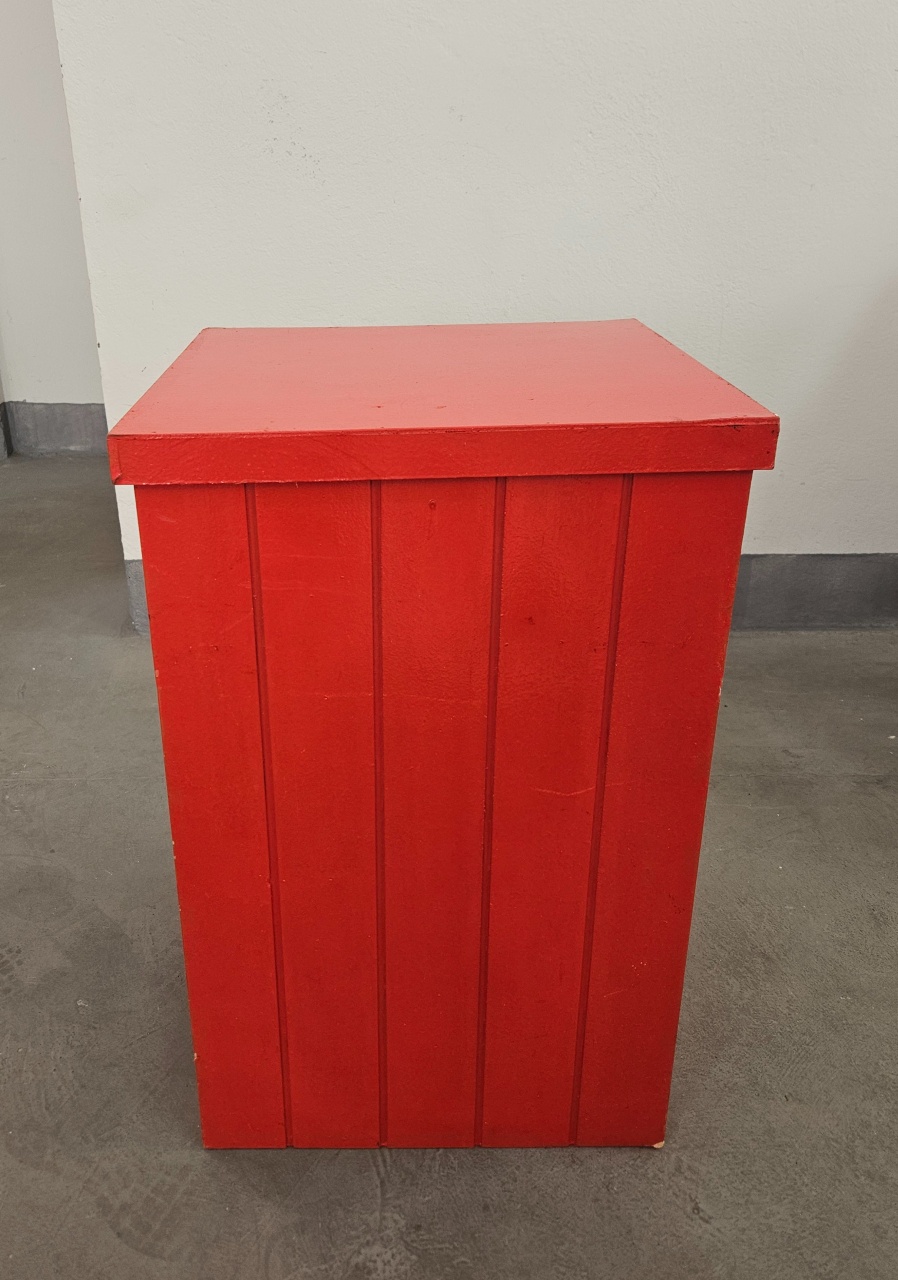 Mesa Ripada Dobrável Vermelha 66X42X38 - feste_se_peguemonte