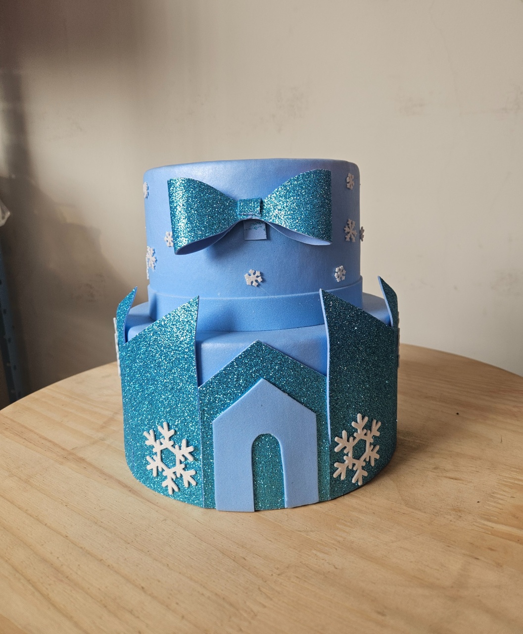 Bolo 2 Camadas Azul Tema Frozen - feste_se_peguemonte