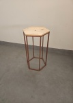 Mesa de Apoio Hexagonal G Rosê Gold  - imagem 1